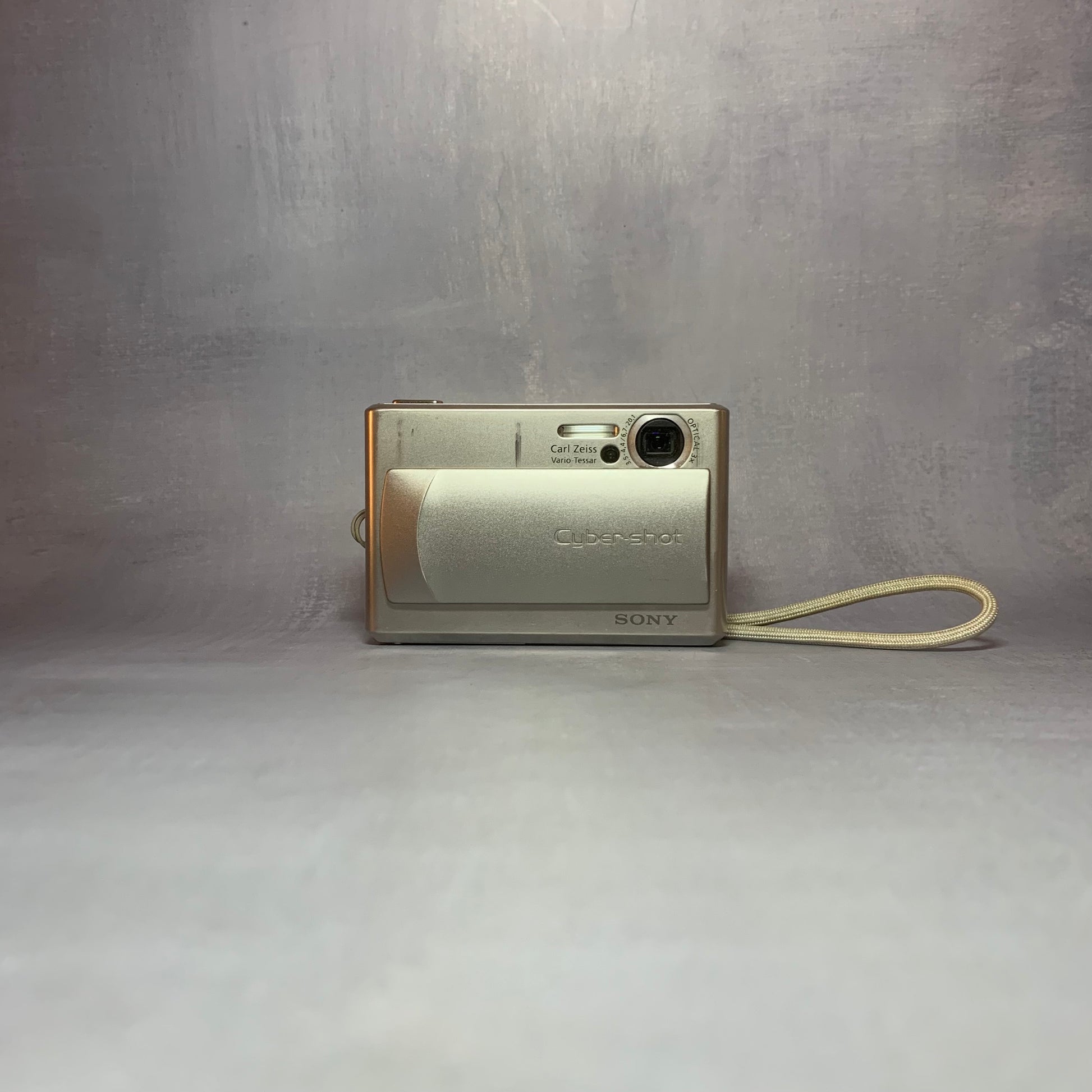 Sony Cybershot T-1