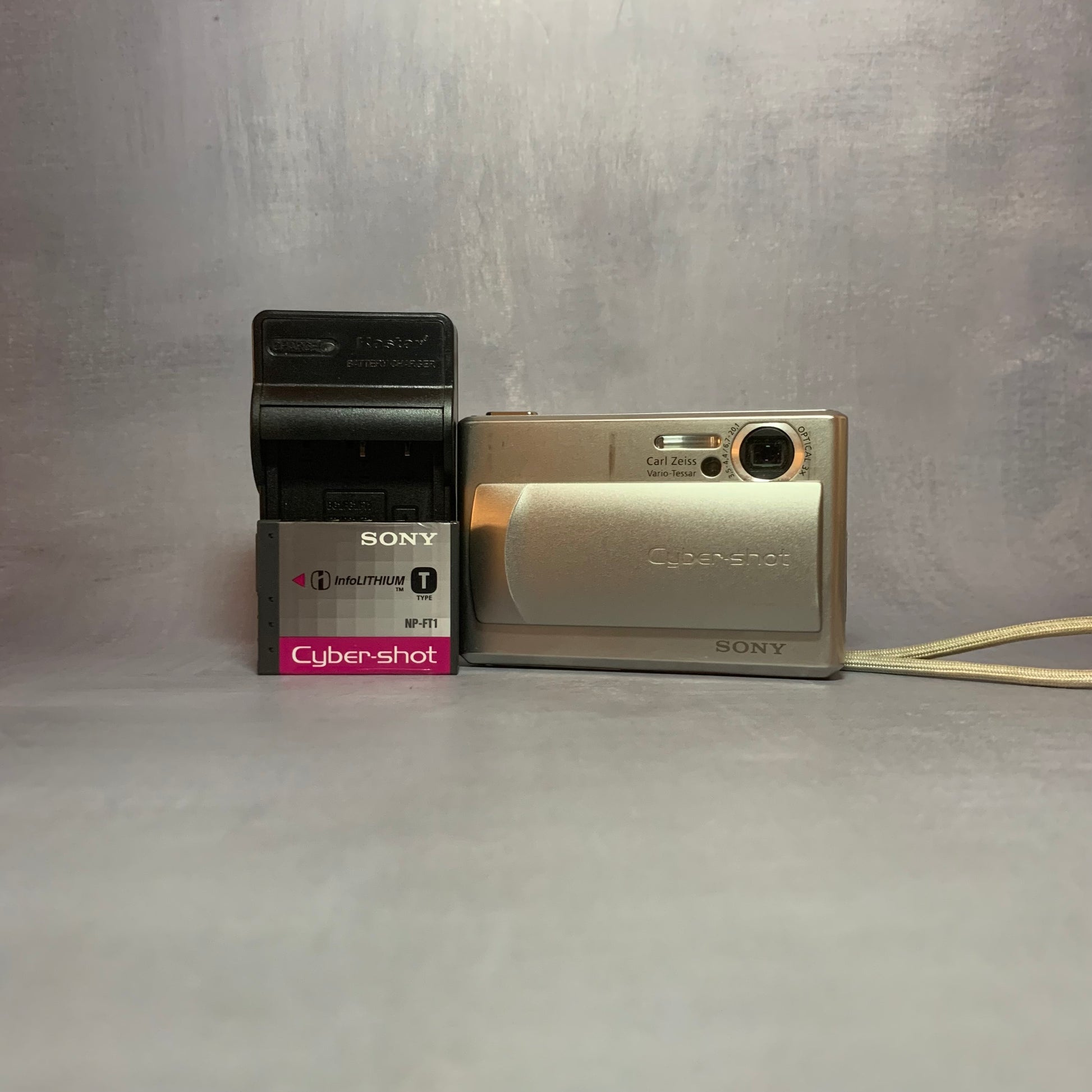 Sony Cybershot T-1